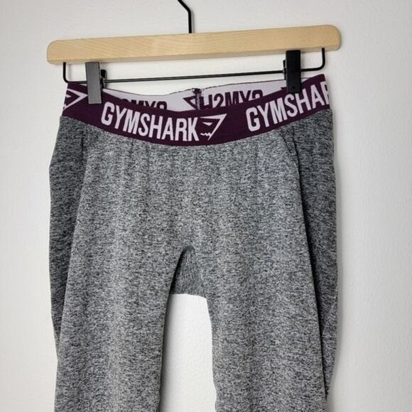 Gymshark Gray and Purple Low-Rise Flex Leggings Size XS - Picture 3 of 8
